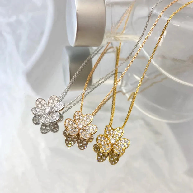 FLOWER DIAMOND NECKLACE