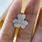 CLOVER COMOS SILVER DIAMOND EARRINGS