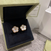 LUCKY SPRING WHITE BLOSSOM PINK GOLD EARRINGS